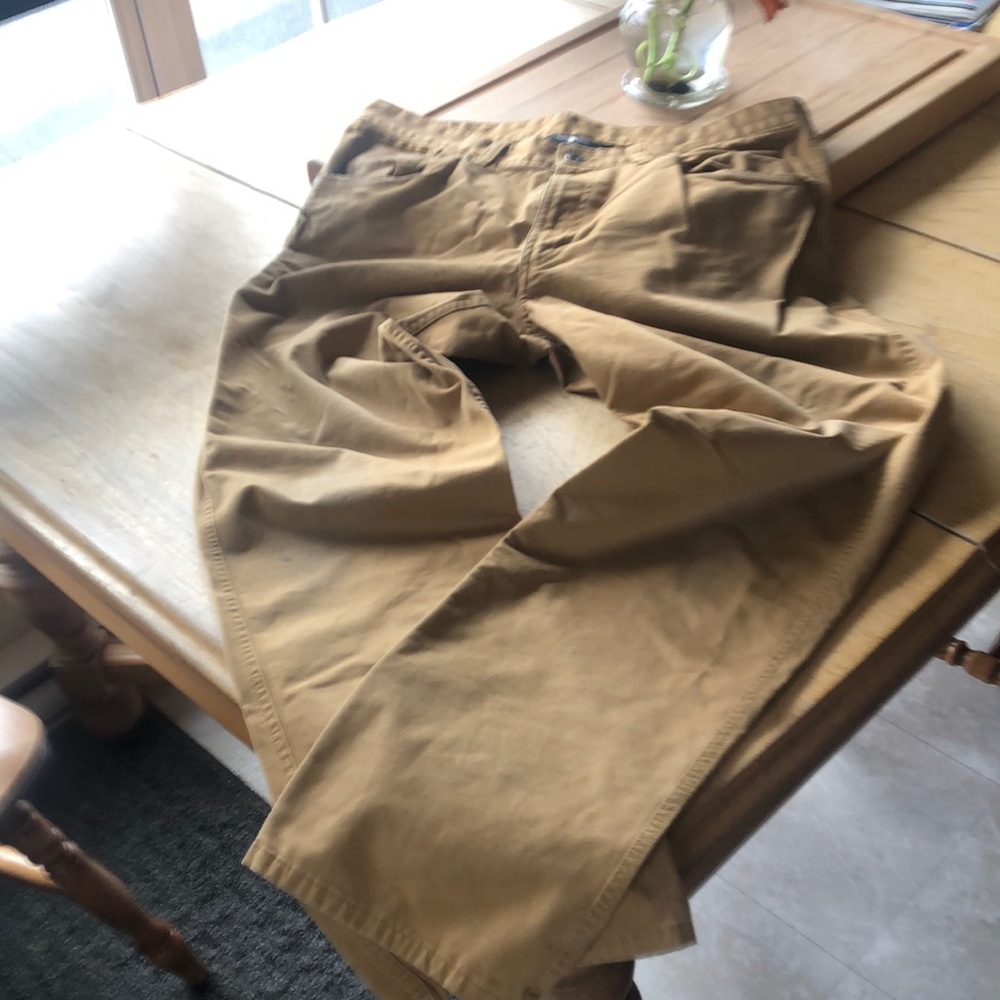 Size 34 /32 North Face pants